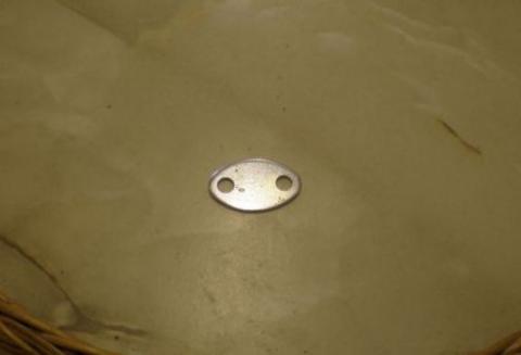 Norton Rocker Spindle Locking Plate outer 