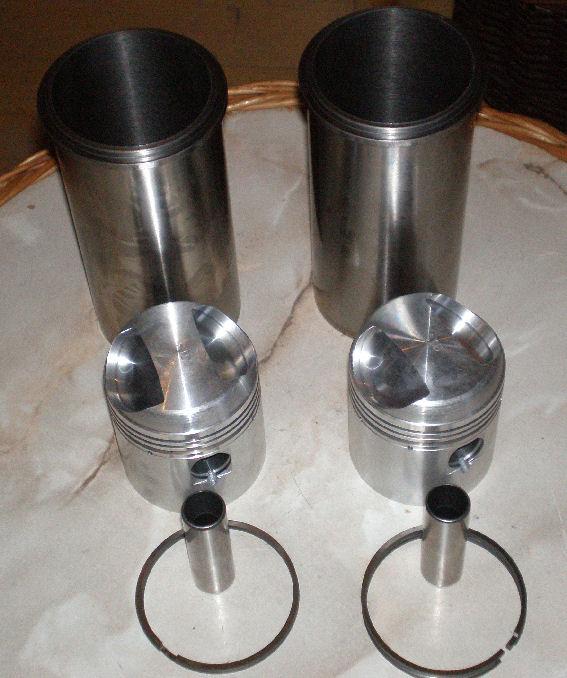 Triumph Pistons and Liners T100 BRITISH Only Austria Fahrzeughandel GmbH