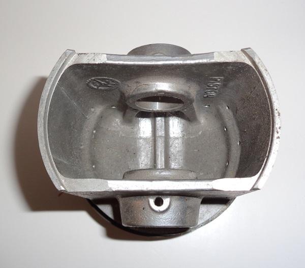 Piston Slipper 2239+020, NOS BRITISH Only Austria Fahrzeughandel GmbH