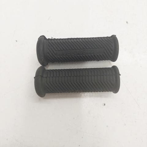 Velocette Footrest Rubbers /pair
