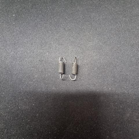 Lucas.  Springs Magneto Automatic Advanced and Retard /Pair