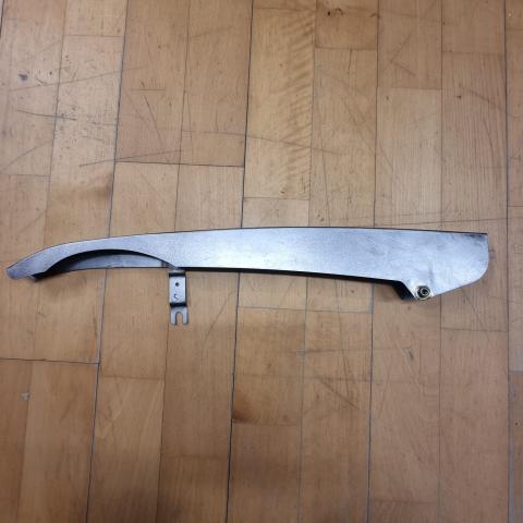 Triumph. Chainguard Triumph Oil in Frame. 