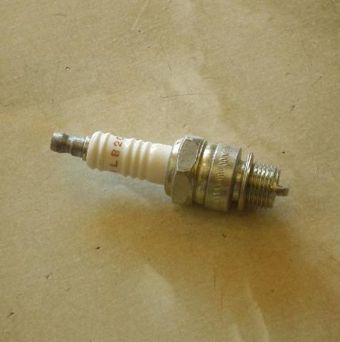 Spark Plug Champion L82C