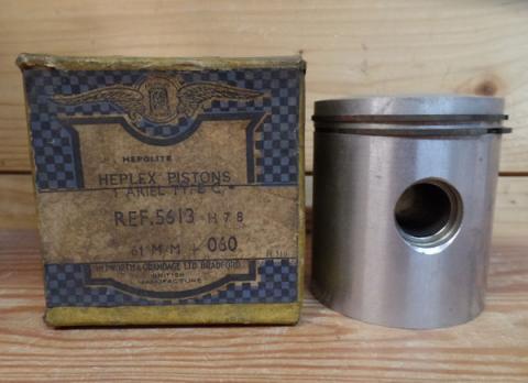 Ariel Piston NOS 249cc 1934/40 +060