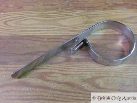 Universal P-Auspuffhalterung f. 3" Dm. Topf  verchromt