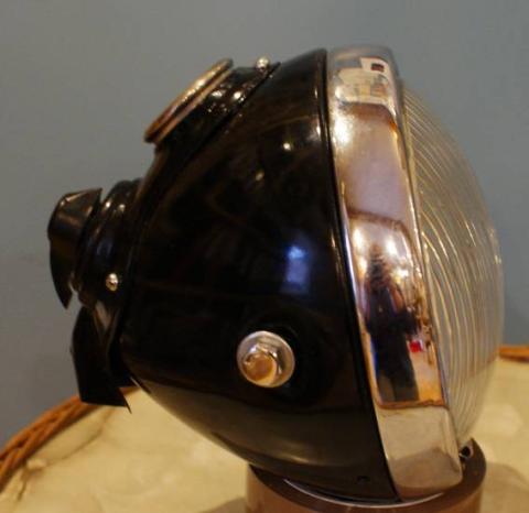 Headlight 6 1/2" MU42 Replica