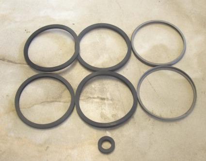 Triumph Caliper Repair Kit T140 Lockheed Replacement  1972-82