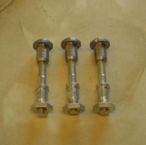 AJS/M. Brough Superior/Norton Bolzen und Muttern Set f. 3 Feder Kupplung 