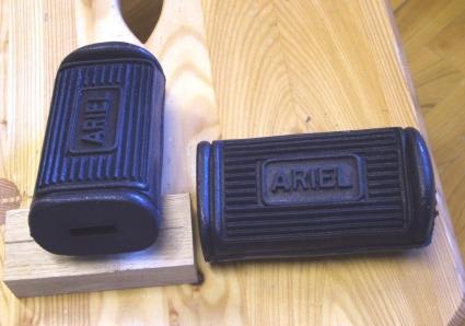 Ariel Footrest Rubbers with Logo Back and Front /Pair 1927-32