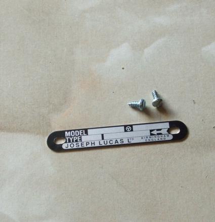 Name Tag/ 2 Screw Magdyno K1F/K2F.M01.Mo2.