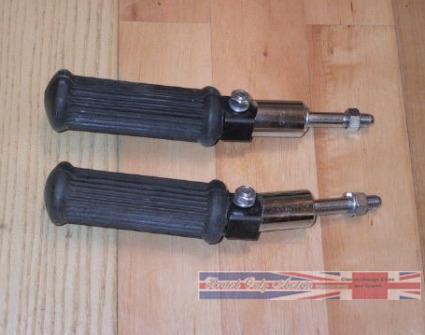 Fußrasten hinten. Universal. mit Gummi /Paar