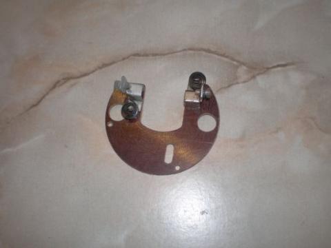 Bürstenhalteplatte f.  Lichtmaschinkohle 40W  Original. Lucas Nos