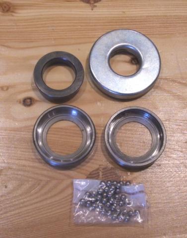 BSA/Triumph Steering Head Cup, Cone & Ball Set 
