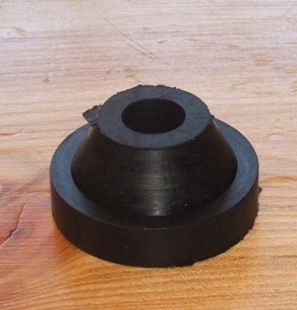 Triumph Petrol Tank Mounting Rubber 