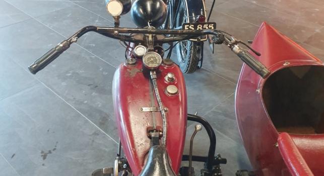 Indian Chief 1200cc 74ci VMC 082 Motorcycle and Side Car