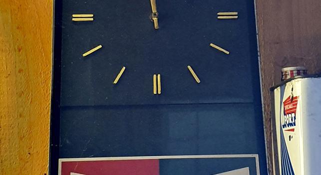 Champion Clock