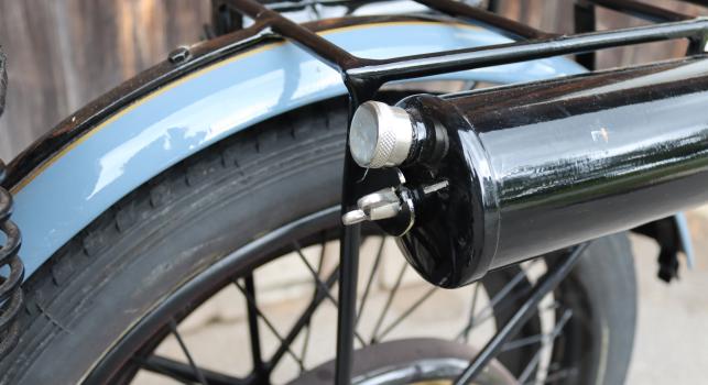 Monet Goyon. ca. 1929. ZC 147cc