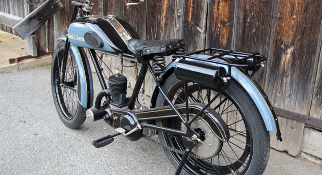 Monet Goyon. ca. 1929. ZC 147cc