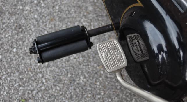 Monet Goyon. ca. 1929. ZC 147cc