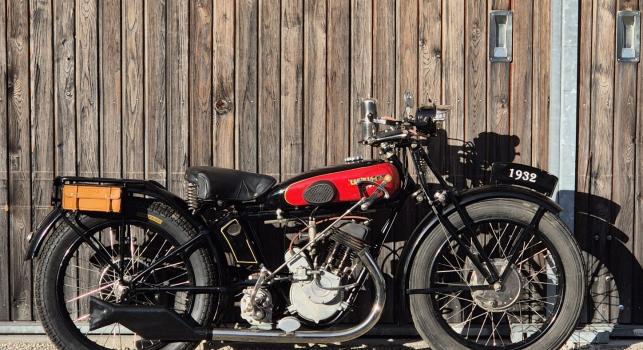 Ultima Lyon 350 cc SV 
