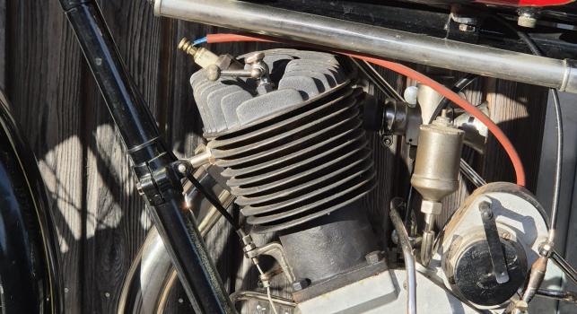 Ultima Lyon 350 cc SV 