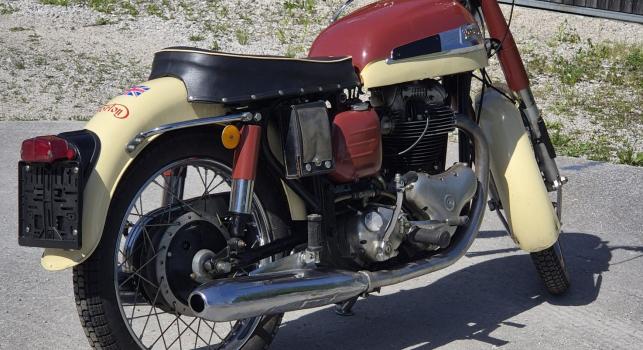 Norton Dominator 88. 500 cc. 1961