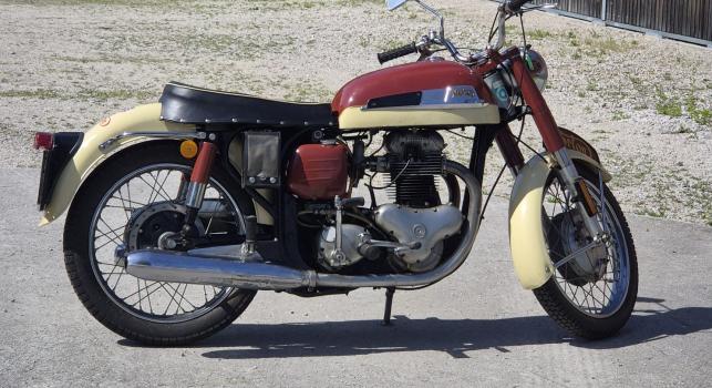 Norton Dominator 88. 500 cc. 1961