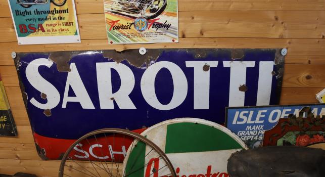 Sarotti Sign