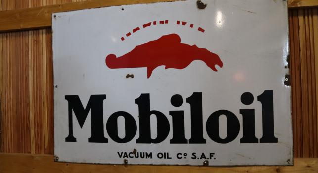 Mobiloil Sign