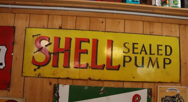 Shell Sign
