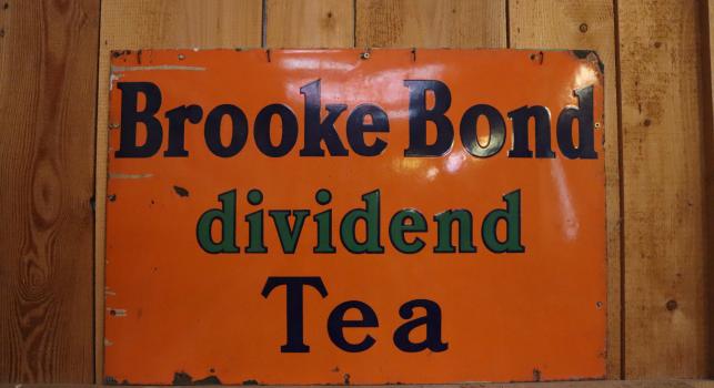 Brooke Bond dividend Tea Sign