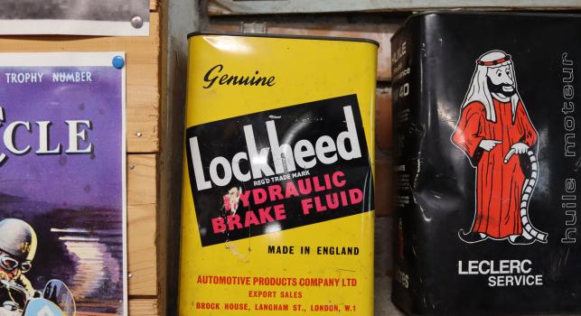 Lockheed oil can 