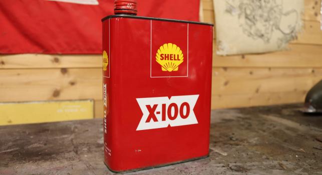 Shell X-100 Oil Can 