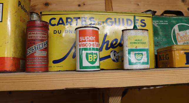 Oil Cans BP 