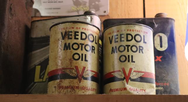 Veedol Motor Oil 