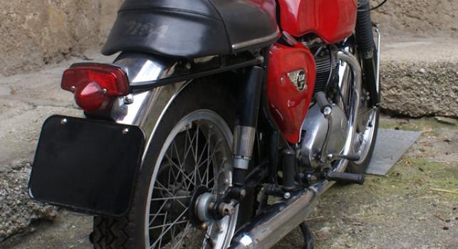 BSA A65  Spitfire  1966