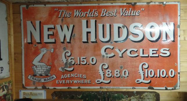 New Hudson Cycles Sign