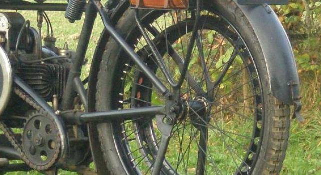 Douglas 2 3/4 HP. TS/23