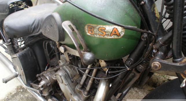 BSA Sloper M33/11  with Sidecar 