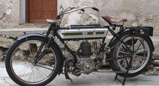 Triumph 500cc 1912c