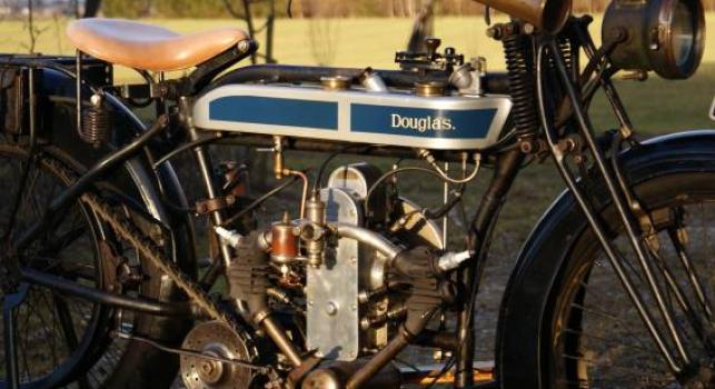 Douglas 2 3/4 HP  1922