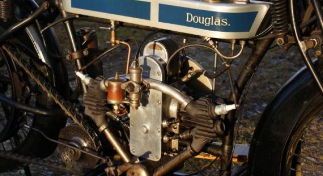 Douglas 2 3/4 HP  1922