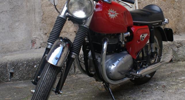 BSA A65  Spitfire  1966