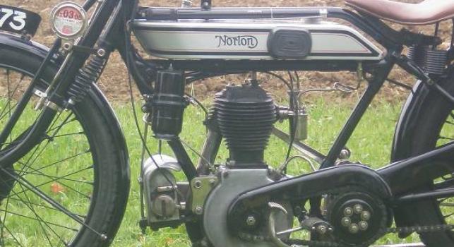 Norton Flat Tank Mod. 16H 1922  500 cc