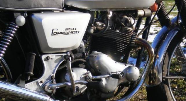 Norton Commando 850 cc  1975