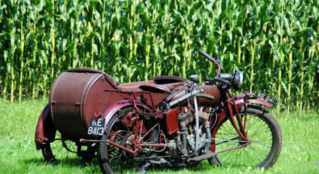 Indian 1921.  1000cc  Power Plus