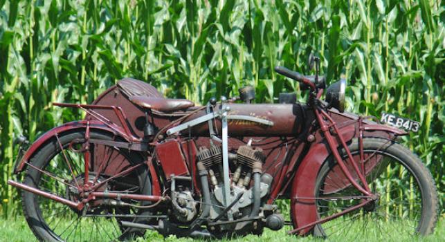Indian 1921.  1000cc  Power Plus