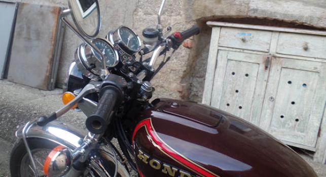 Honda CB 550 K3  1977 ex Henry cole TV