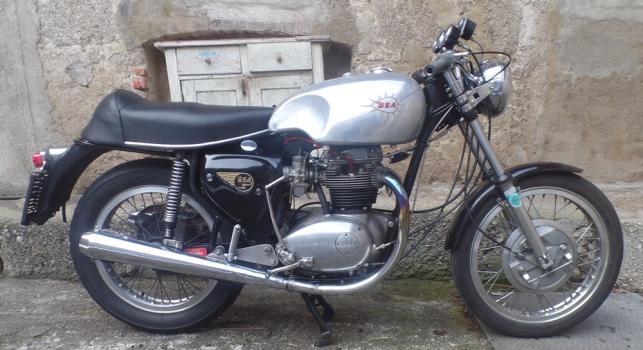BSA A65 Clubman 650cc 1969 X Dresda