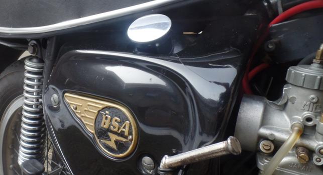 BSA A65 Clubman 650cc 1969 X Dresda